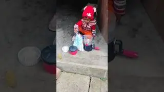 Ritika juice bananor jonno boshe ASE//#shorts #baby #video
