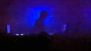 Kasper Winding DJ'ing