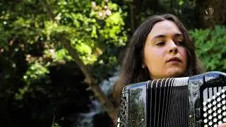 Ana Luísa de Águeda - Encantos da Primavera (José Ferreiro Pai)