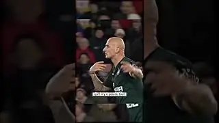 Cette action nous montre qu&rsquo;il ne faut jamais &eacute;couter les arbitres #arbitre #hors-jeu #foot