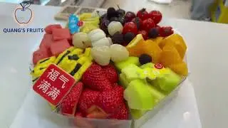 A day in the life of a fruit shop owner