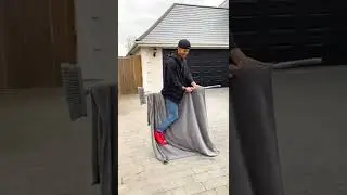 REAL-LIFE FLYING NIMBUS 2000 🤯🧹 *Harry Potter* #Shorts