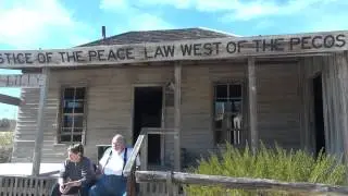 2013_01_12 Judge Roy Bean's Saloon with Teri and Roland Willits