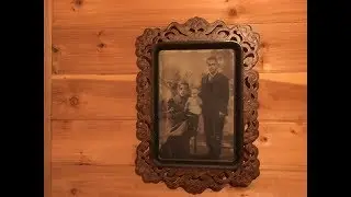 Panic Props DIY : Haunted Vintage Pictures