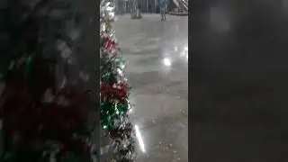जनता की मांग: रेलवे स्टेशनों/रेल परिसरों से ऐसे सभी स्ट्रक्चर तुरंत हटाए जाएं!