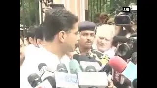 Sachin Pilot meets Rajasthan governor demands CM Raje's resignation