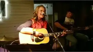 Acoustic Lady - Mara's Bar