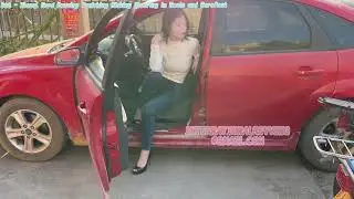 368 - Xiaoqi Hard Revving Punishing Kicking Flooring in Heels and Barefoot