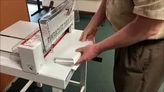 Digicut 161   Manually Operated Paper Cutter