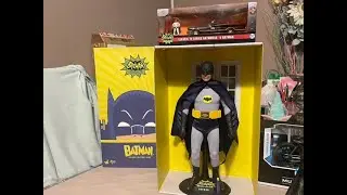Hot toys Adam West 1966 Batman 1/6 figure review