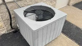 2007 WeatherKing Value 4 ton central air conditioner starting up and running!