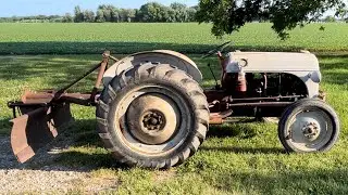 1952 late Ford 8N 3 point with ford grader blade