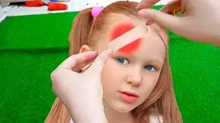 Lisa and Margo help each other - Boo Boo story for kids