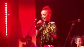 Shirley Manson live 