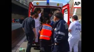 FRANCE: PARIS: 35 INJURED AS DUTCH TOUR BUS CRASHES IN TUNNEL