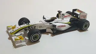 Brawn GP 001 Jenson Button 2009 (F1 Car Collection Issue 7) 1:43