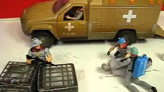 TOUR OF THE MEDIC TRUCK  GI JOE SET