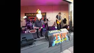divinyls..tassie version.desperate!!
