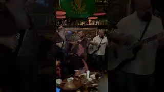 #slainte #irishpub #irlanda #rock #rockandroll #country #bar #pub #beer