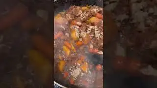 POT ROAST WITH CELERY, CARROTS 🥕 POTATOES 🥔 & GRAVY 🤤😋🤤