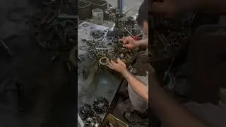 Truck differences are fitting video Mercedes LB ￼