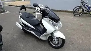 Suzuki UH 200 Burgman  --  Unfallroller reparieren