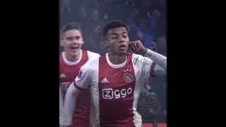 David Neres in Ajax 🚬🍁- Welcome To Jamrock #edit #brazilianplayer #football #brazilianfootball