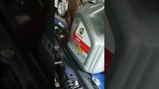 Castrol 5w30 GTX🔥💯Engine Oil for Baleno. #automobile #castrol #oilchange #therearhub #carservice
