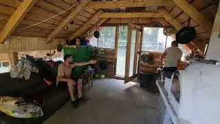 Costică îl dă în gât pe Tiberiu  lui Cornel de la Căsuța din Pădure !!