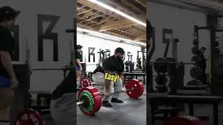When Gym Bros Support Each Other (@spinneralmighty/IG)