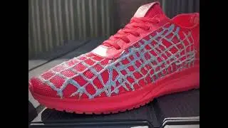 Chucky the SpiderFreak is Puff Painting his Web Shoes for Comic Con