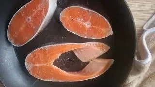 Juicy, quickly cooked trout accompanied by jazz mu
