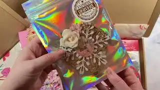 Декабрьская коробка с товарами для рукоделия по подписке
