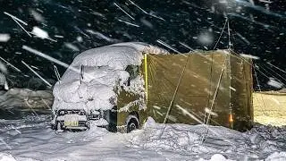 Мой самый заснеженный одиночный поход, но мой малолитражный грузовик застрял | ASMR