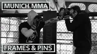 Frames und Pins im Muay Thai, MMA und Kickboxen