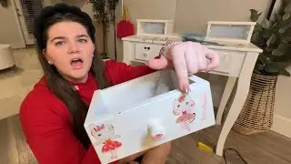 Я слишком увлечена спасением этого туалетного столика&hellip;😭🫶
