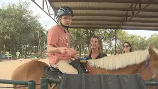 Horse therapy helping more Central Texans with disabilities | KVUE
