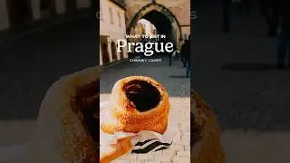 What to eat in Prague: Chimney Cake #prague #visitprague #travel #czech #food #chimneycake