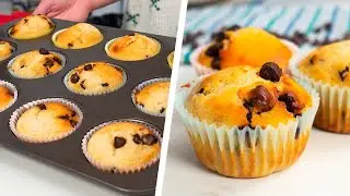 Healthy and Delicious Chocolate Chip Muffins using Greek Yogurt!