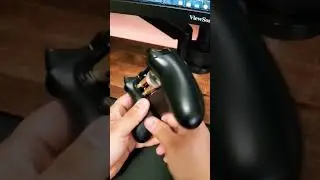 Xbox Controller Battery Hack. #SpeedyTech77 #Xbox #controller #gameroom #lifehacks #xboxgaming