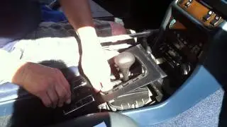 Mercedes-Benz W123 Flasher Relay Switch Installation