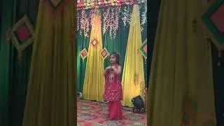 GulabiGaal#BollywoodBeats#DanceFrenzy