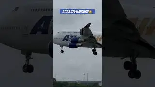 JUMBO JET LANDING WITH STYLE👑😍✈️