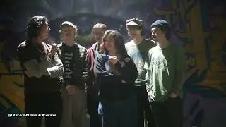 Отдыхаю с тобой (Джона, Кристофер, Фрида, Иан, Гэннон)