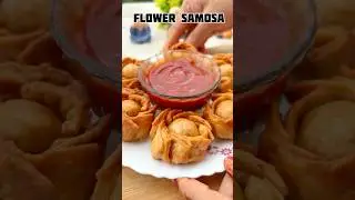 Flower Samosa recipe #shorts #viralrecipe #shortsfeed #samosa #potato #crunchy