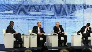 Discussion at the plenary session of St Petersburg International Economic Forum