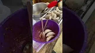 Cireng snacks filled with shredded chicken cost 1 thousand rupiah and contain a lot of it #culina...