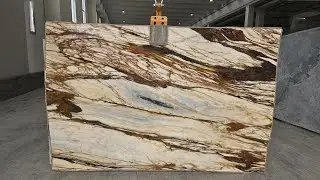 Calacatta Gold  - Marble with brown and gold hues