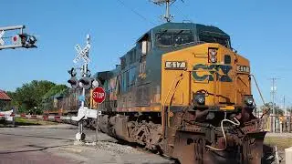7 Tampa May Day trains: 12 passes with 13 engines in 2 hours; 3 trains at Neve Wye at the same time!