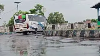 Hunting bus di terminal kertajaya mojokerto guys yang kita cari aslinya sumber selamat sih😁😁😁😁